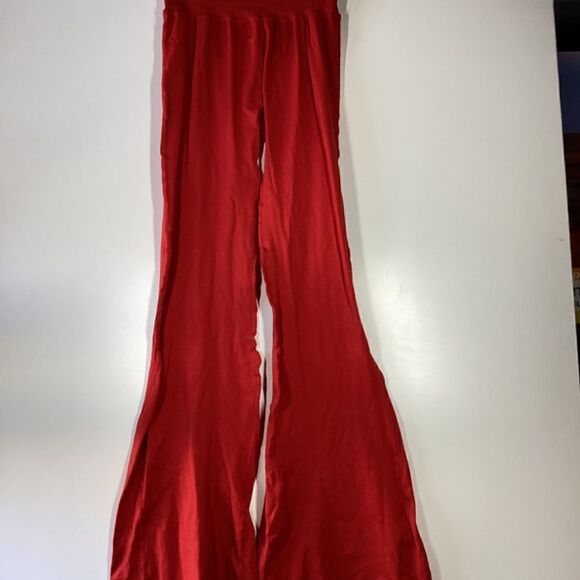 Free People Good Karma Red High Waisted Flare Leggings Women’s Size M/L - Picture 8 of 9